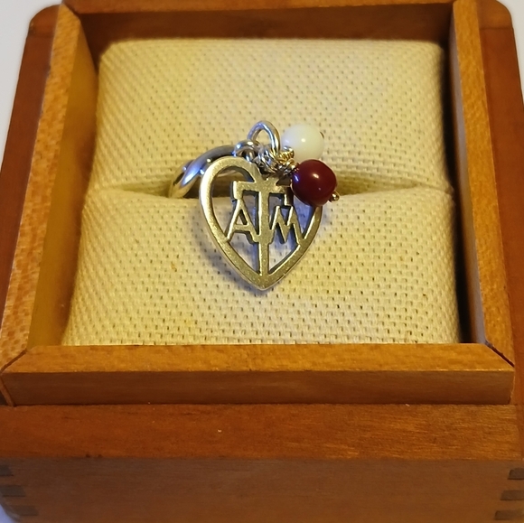 James Avery Retired Texas A&M Twisted Dangle Ring, size 7 - Picture 3 of 10